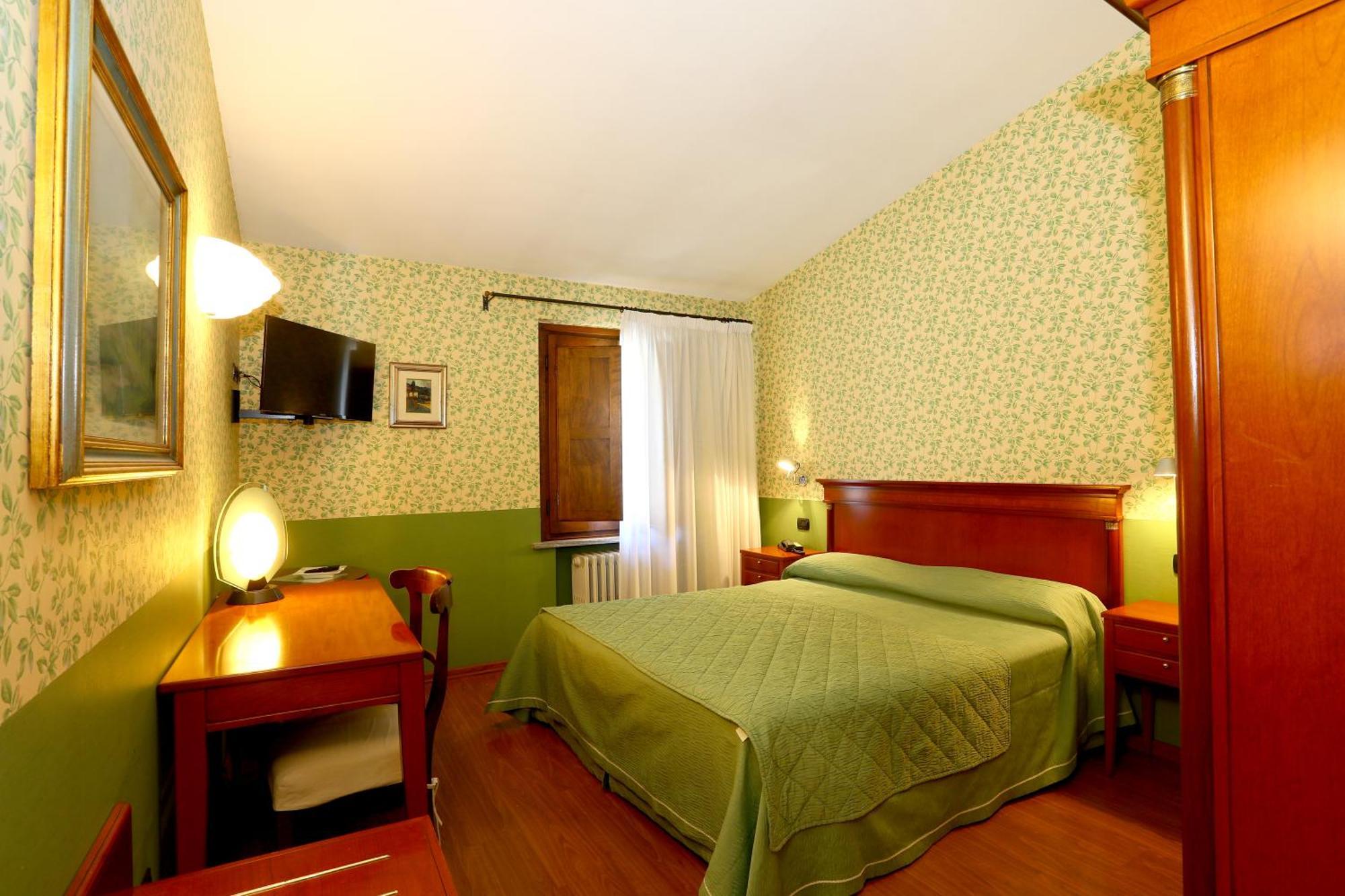 Locanda Stella D'Oro Soragna Extérieur photo